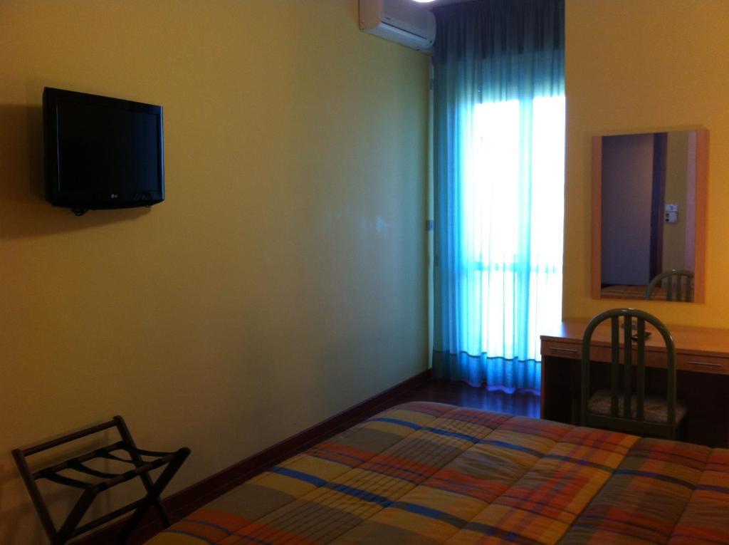 Hotel Atleti Foggia Habitación foto