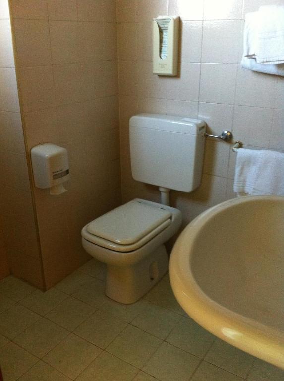 Hotel Atleti Foggia Habitación foto
